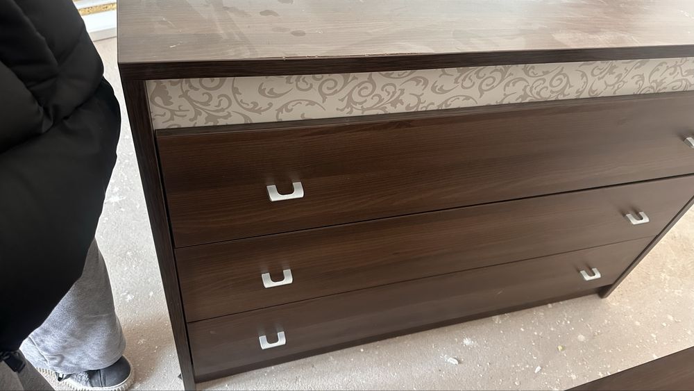 отдам всю мебель вместе 40000 тг