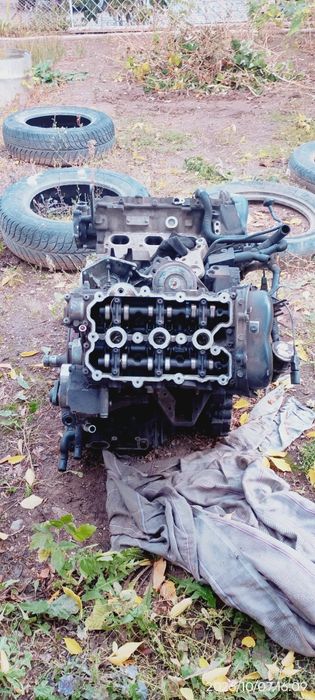 Продам двигатель Ауди  на запчасти
