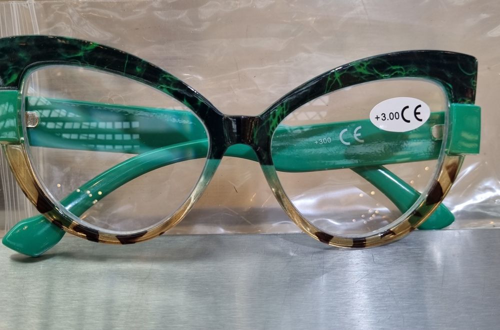 Очки +3 ,кошачий глаз