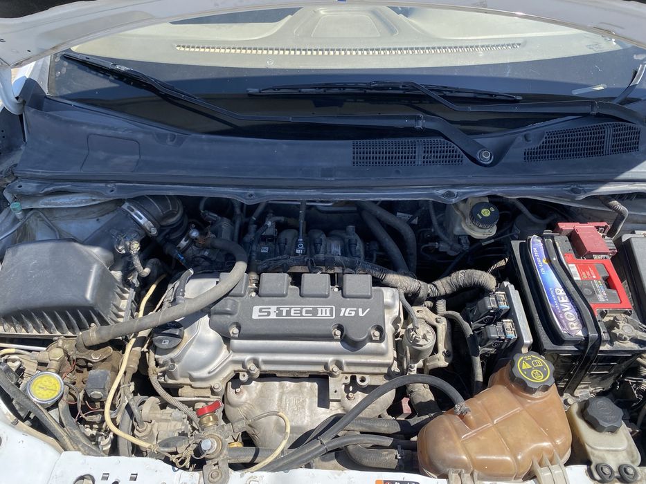 Chevrolet cobalt sotiladi