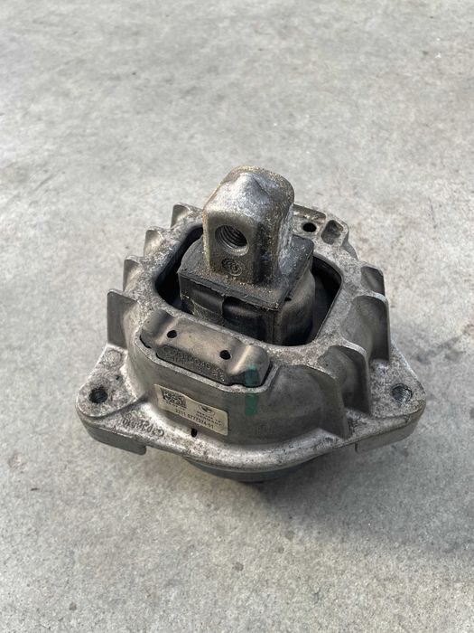 Tampon motor stanga Bmw seria 5/6/7 benzina N63 cod 6777374
