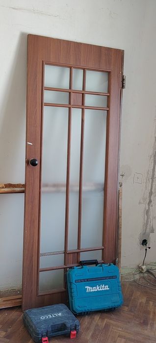 Отдам межкомнатные двери