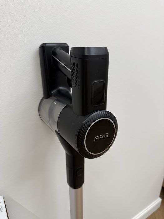 Вертикальный пылесос беспроводной