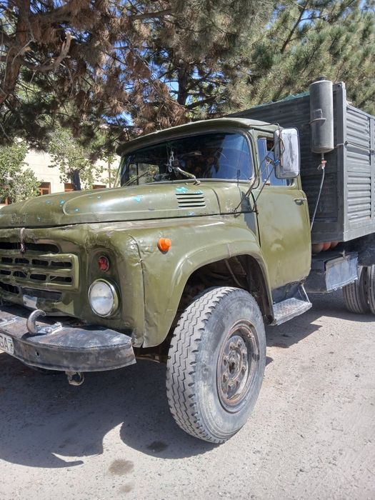 Bortovoy ZIL 130
