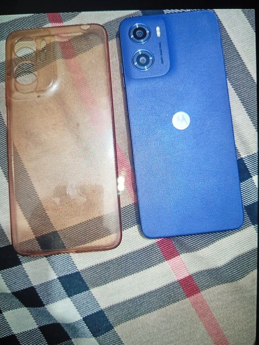 Vând sau schimb Motorola este nou s21 e un pic uzat