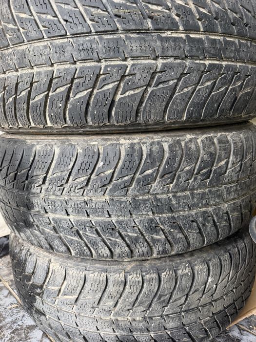 Cauciucuri Nokian 215/60/R17