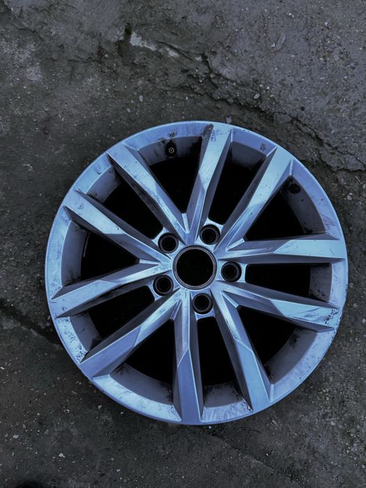 Jantă aliaj r16 vw passat b 8.cod:3g0601025.