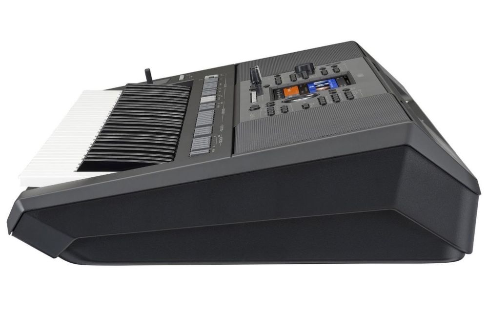 Продам Yamaha PSR-SX720
