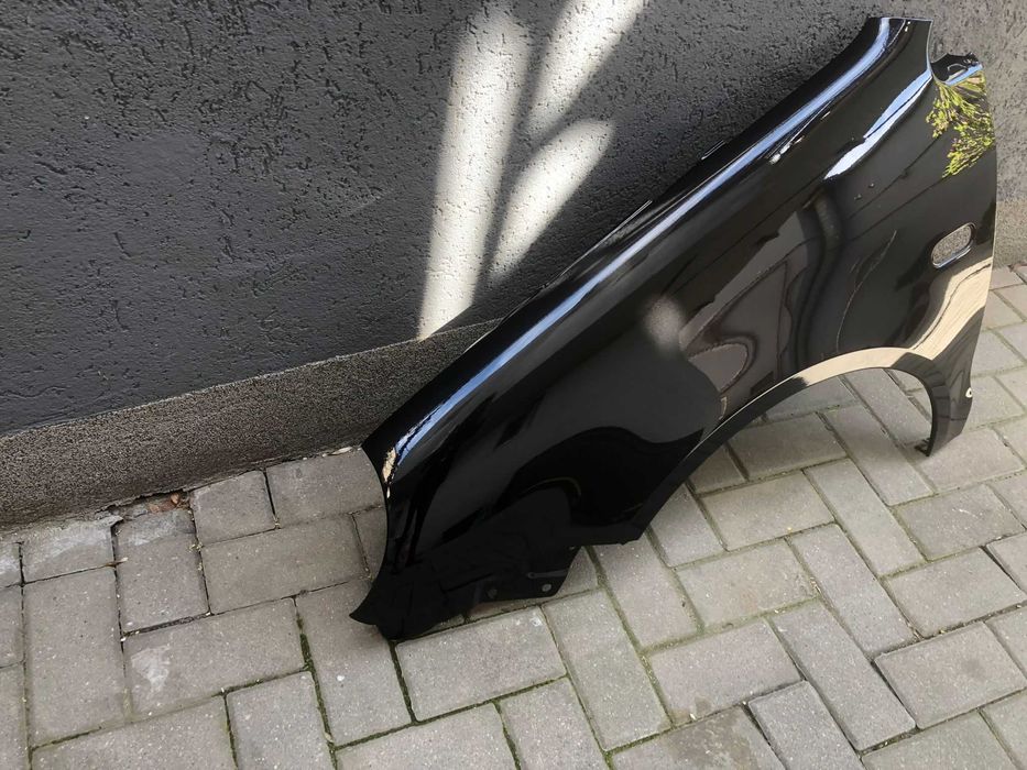 Aripa Fata Stanga VW Polo 5/V 2002-2005 Vopsit Negru Metalizat