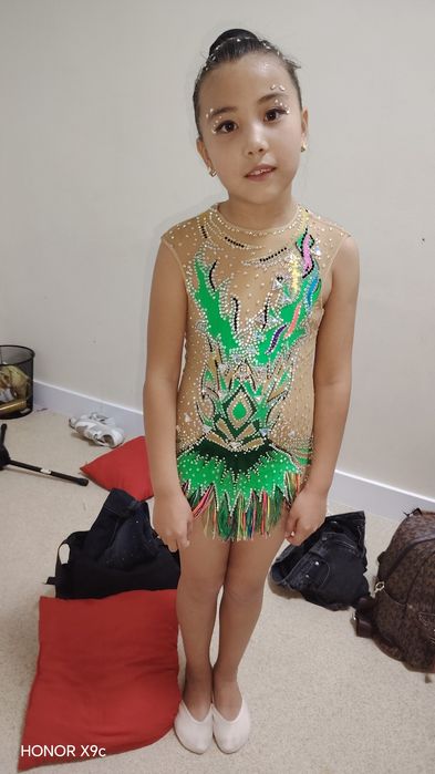 Гимнастическая купальник