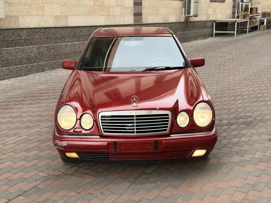 Mercedes Benz w210