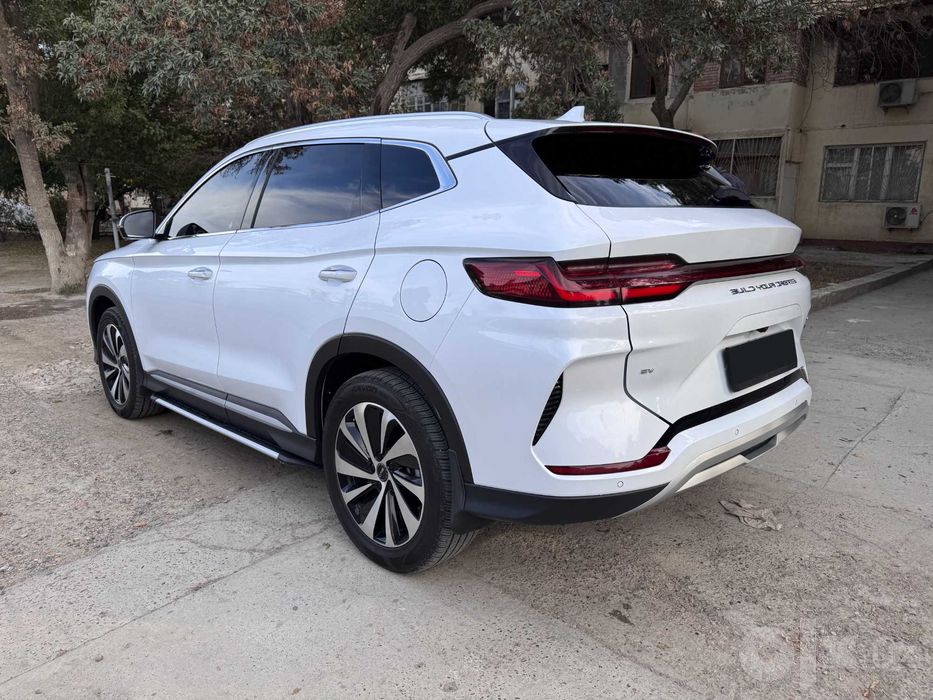 BYD song plus chemoion ev 2024