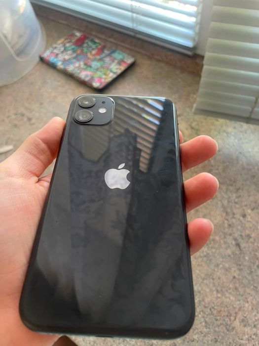 Астана iPhone 11, б/у  продам срочно