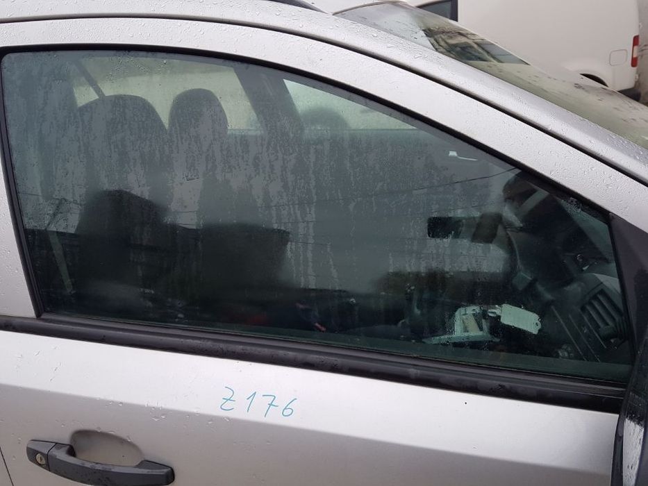 Geam Usa / Portiera Dreapta Fata Opel Astra H 2004 - 2010