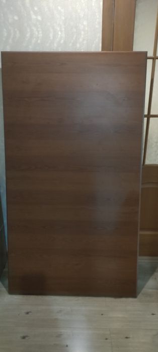 Стол для гостиной