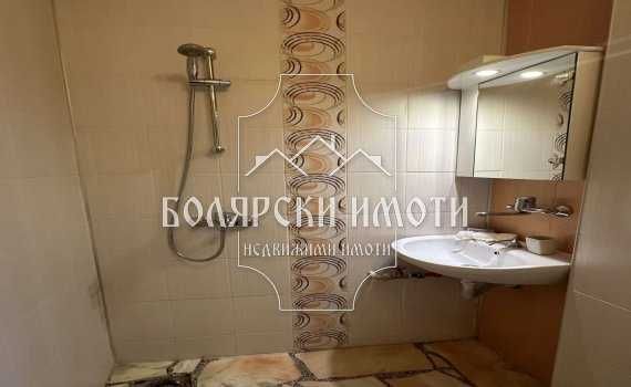 Дава се под наем Четиристаен апартамент в Велико Търново, Център - 110 кв.м за 408 € - Снимка #10