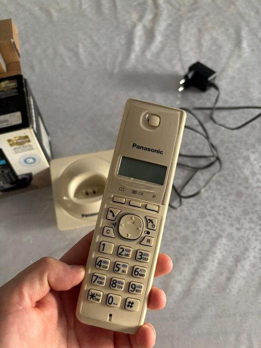 домашний телефон Panasonic KX-TG1711CA (DECT) —