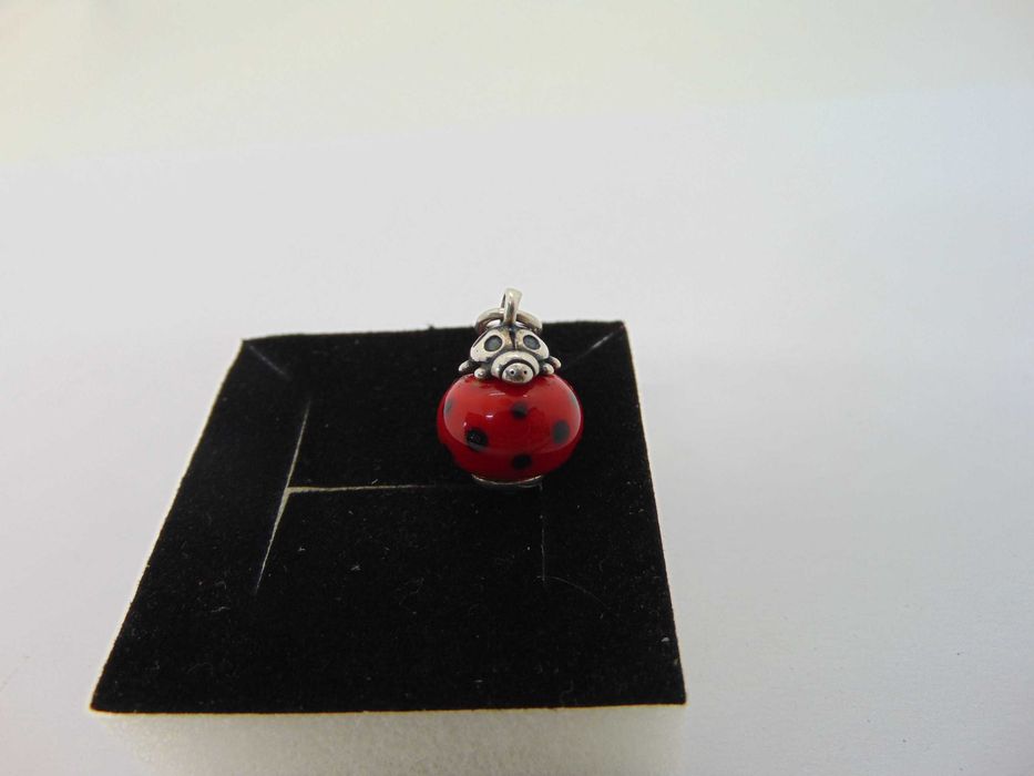 Pandantiv James Avery buburuza din argint