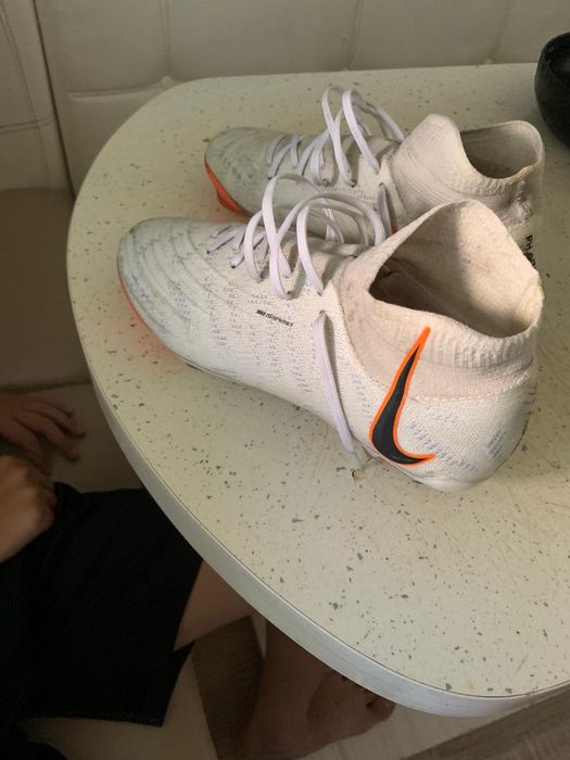 Новые бутсы PHANTOM GX