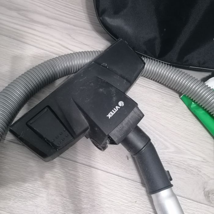 Пылесос vitek 1800w