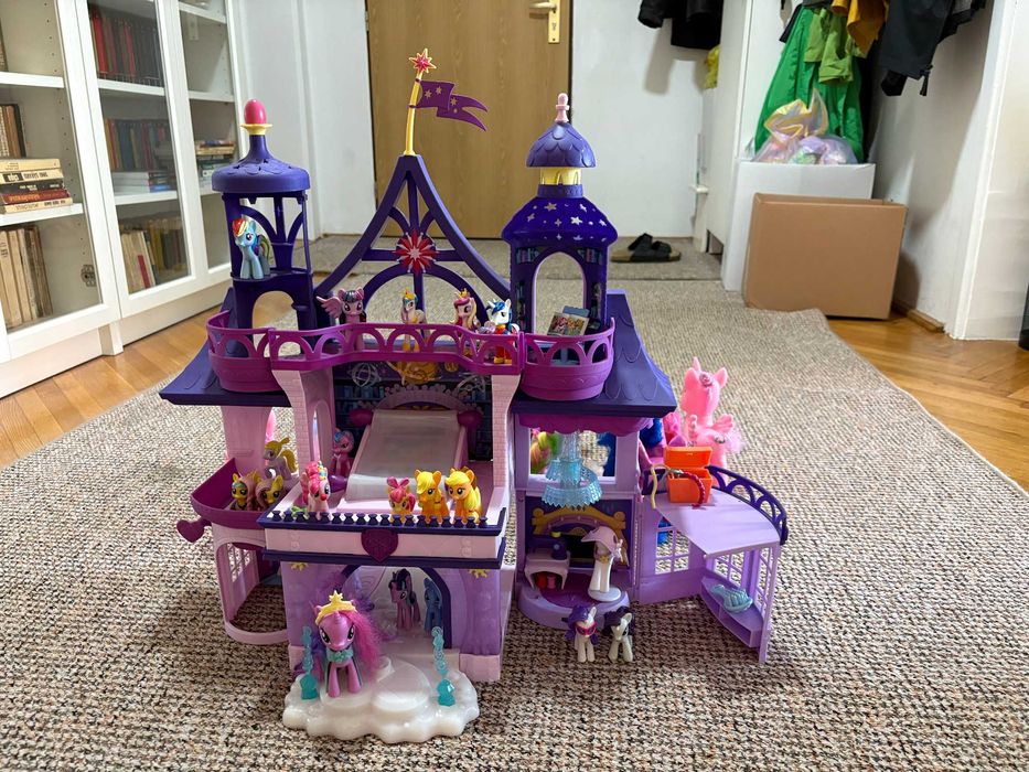 My little pony, castel si figurine