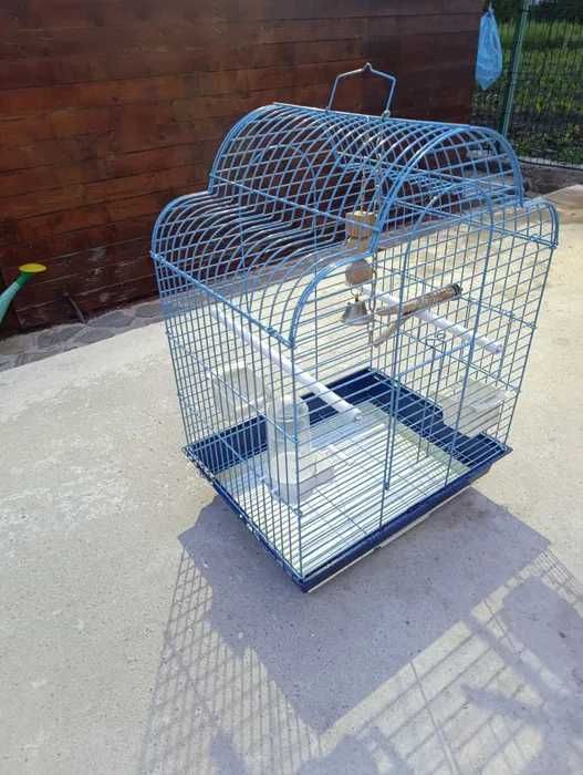 Cușcă mare de păsări