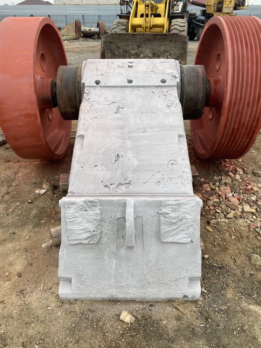 Ремонт щековой дробилки СМД 110