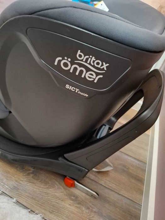 Детско столче за кола Britax Romer Dualfix M i-size
