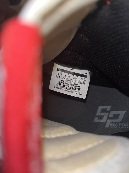Jordan 1 Retro High OG Chicago Lost and Found , Marimea 43 , Noi