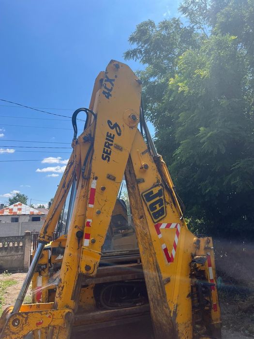 Buldoexcavator JCB 4 cx