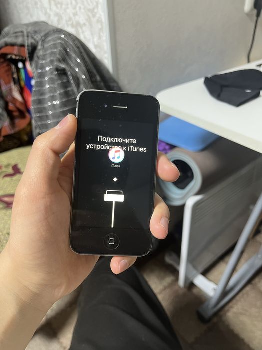 iphone 4s, в хорошем состояние