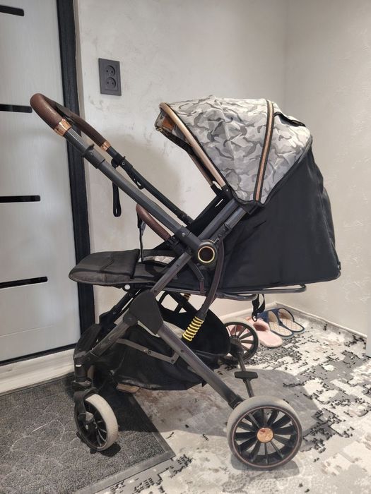 Продам детскую коляску. Состояние отличное