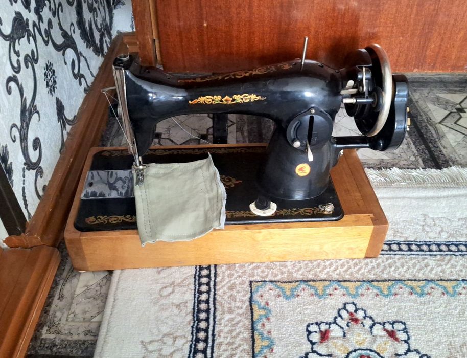 Шевейни.   машинка