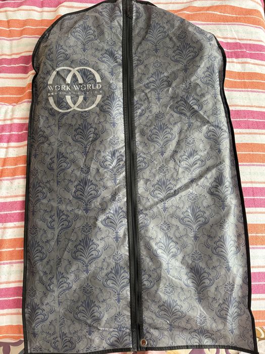 Мужской костюм с брюками