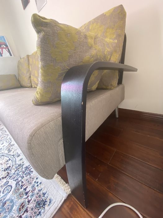 Продам добротный диван