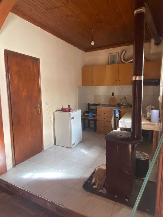 Продава апартамент 40 м2 до езеро Волви в центъра на Неа Мадито, Северна Гърция