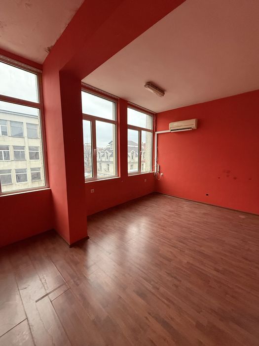 Продава се Двустаен апартамент в Казанлък - 68 кв.м за 1388 €/кв.м - Снимка #2