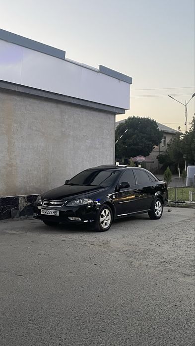 Gentra A/T sotiladi sirochniga