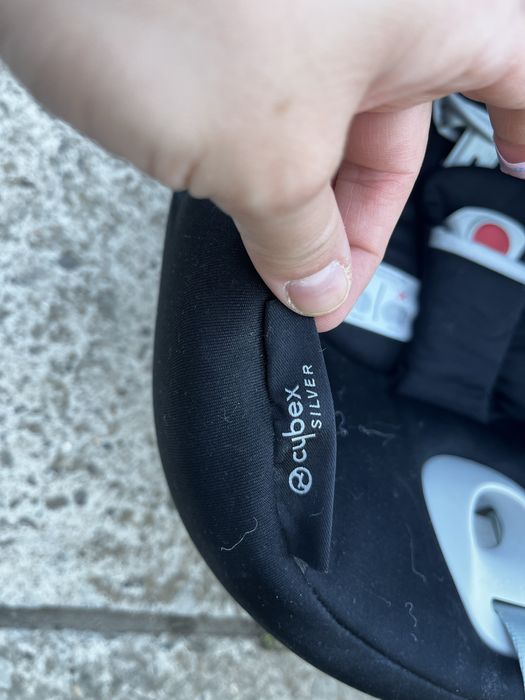 Scoica auto bebelusi cybex silver aton b2
