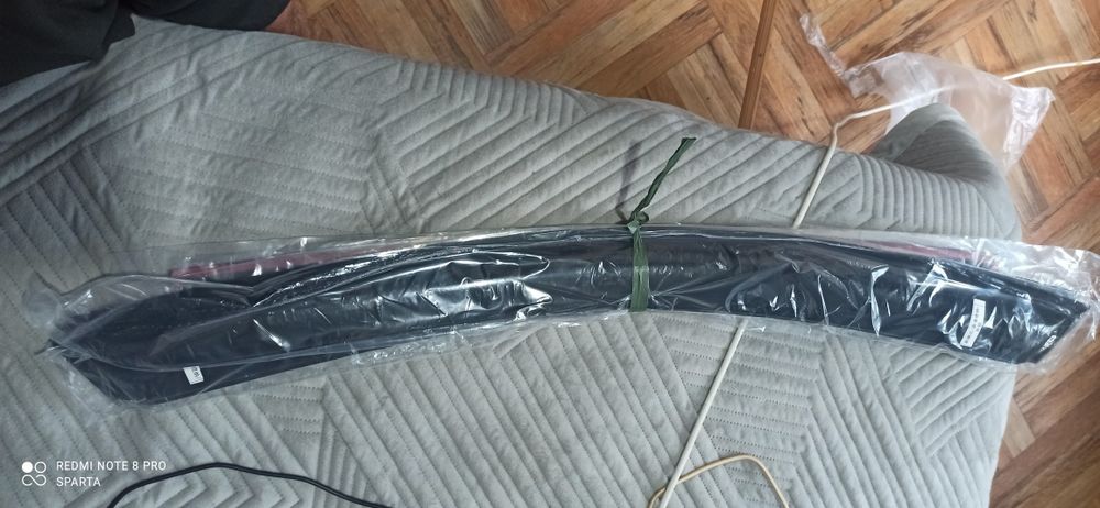 Ветровики Джетта новая отдам бесплатно