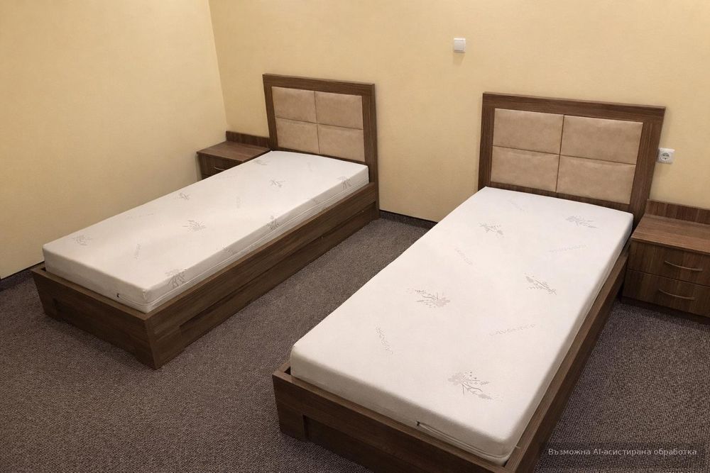 Дава се под наем Тристаен апартамент в Пловдив, Южен - 120 кв.м за 757.86 € - Снимка #5