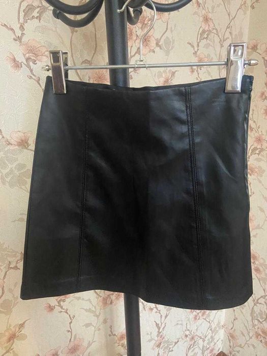 Продам разные школьные юбочки на девочку