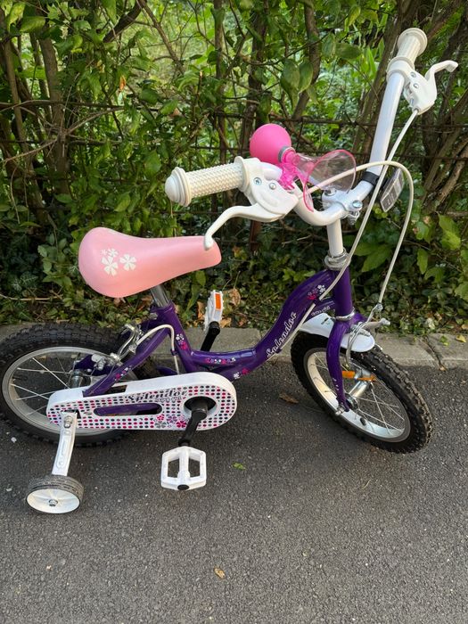 Bicicleta fete  4-7 ani