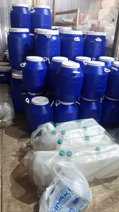 Бочки пластмассовые