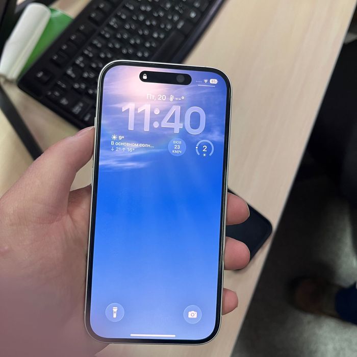 Iphone 16 white 128gb