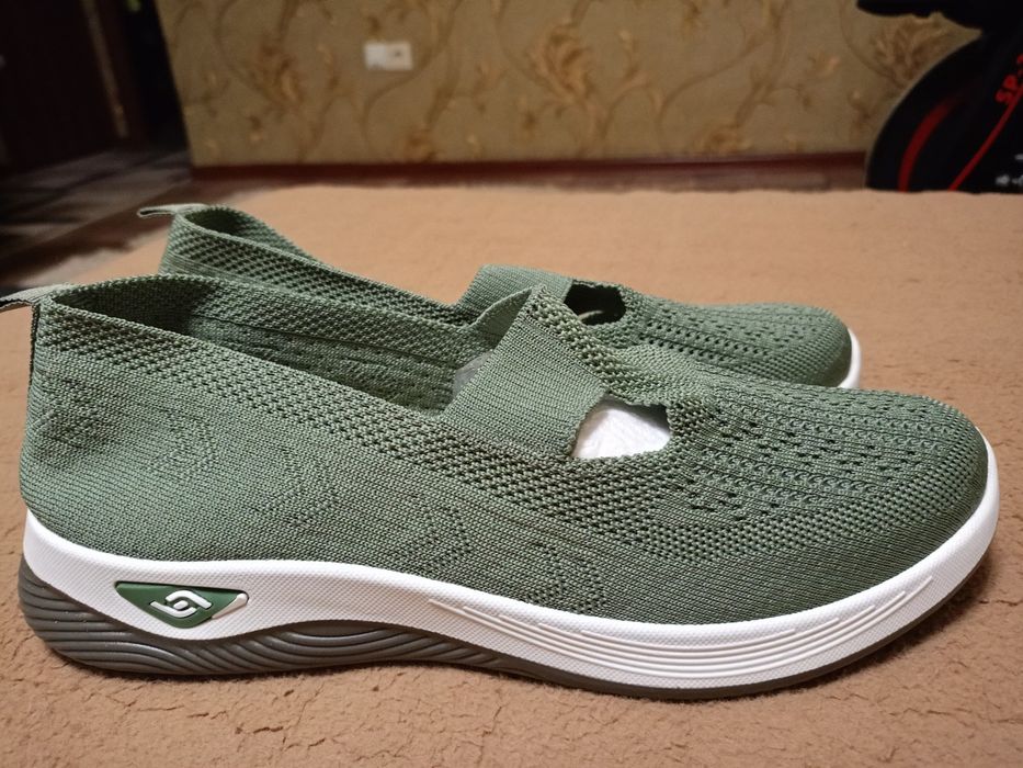 Продам обувь женскую