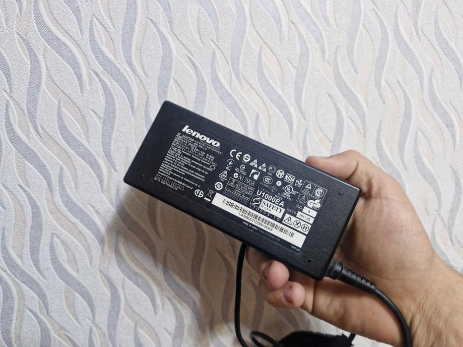 Зарядка Lenovo 120w