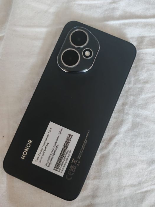 Honor 400  8/256