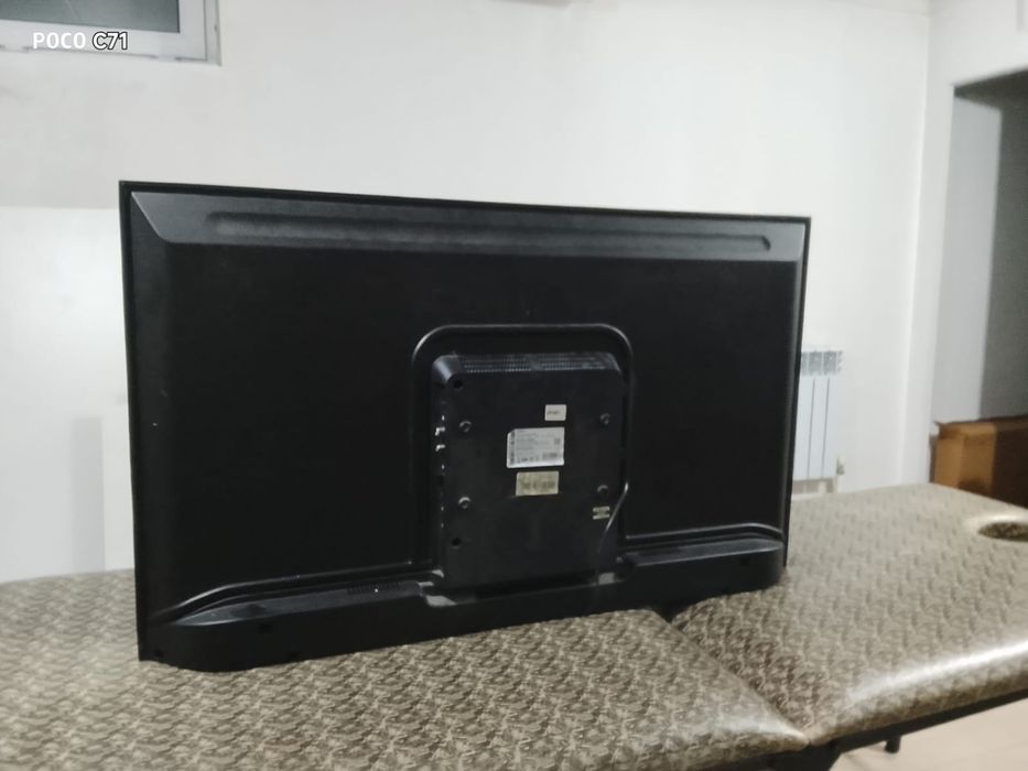 Телевизор сломоный artel на запчасти