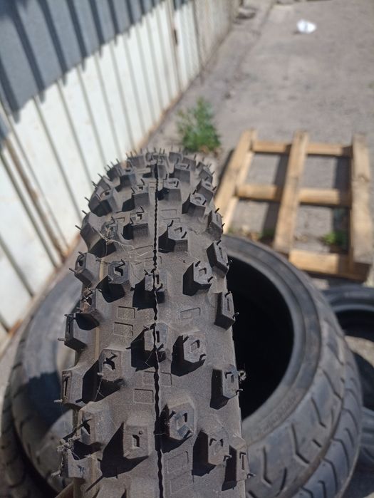 O anvelopa de fata "enduro" NOUA Dunlop 60/100 R10 dot 0317